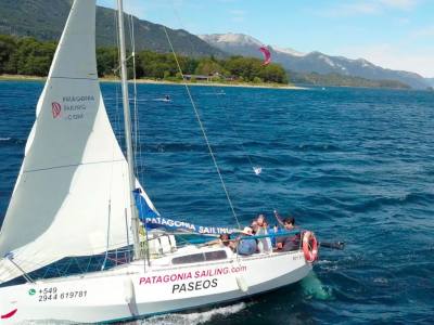 Paseos en Velero Patagonia Sailing