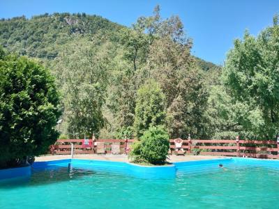 Hot springs with accommodation Manquecura