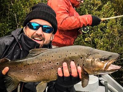 Fishing Outings Wild River Chile fly fishing lodge & cabines