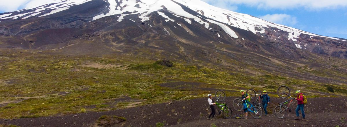 Mountain Ascents/Hiking Mapu Activa