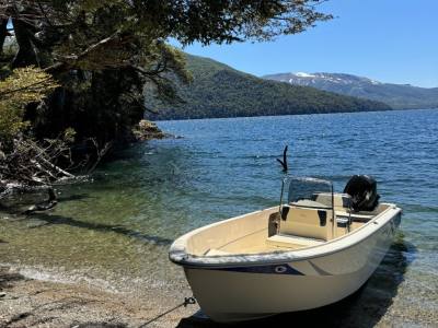 Lake Outings Peak Boat Rental