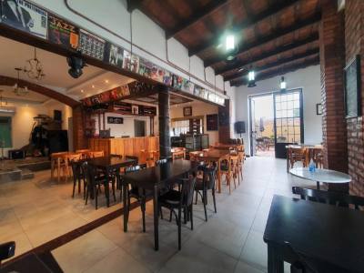 Niceto Resto Pub